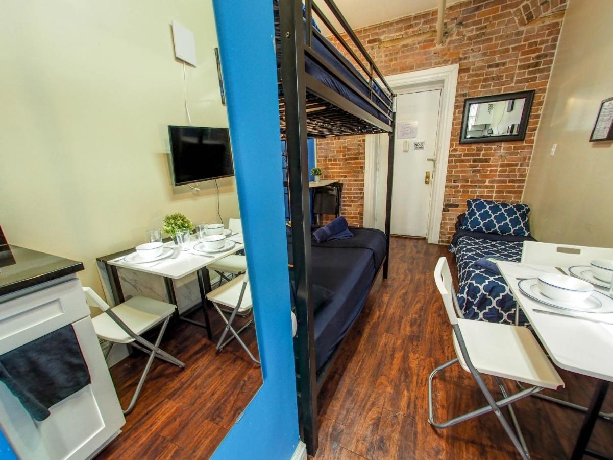 Hello Broadway Apartment New York Bagian luar foto