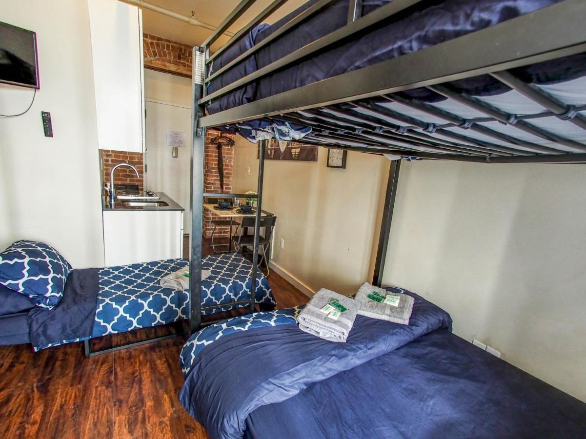 Hello Broadway Apartment New York Bagian luar foto