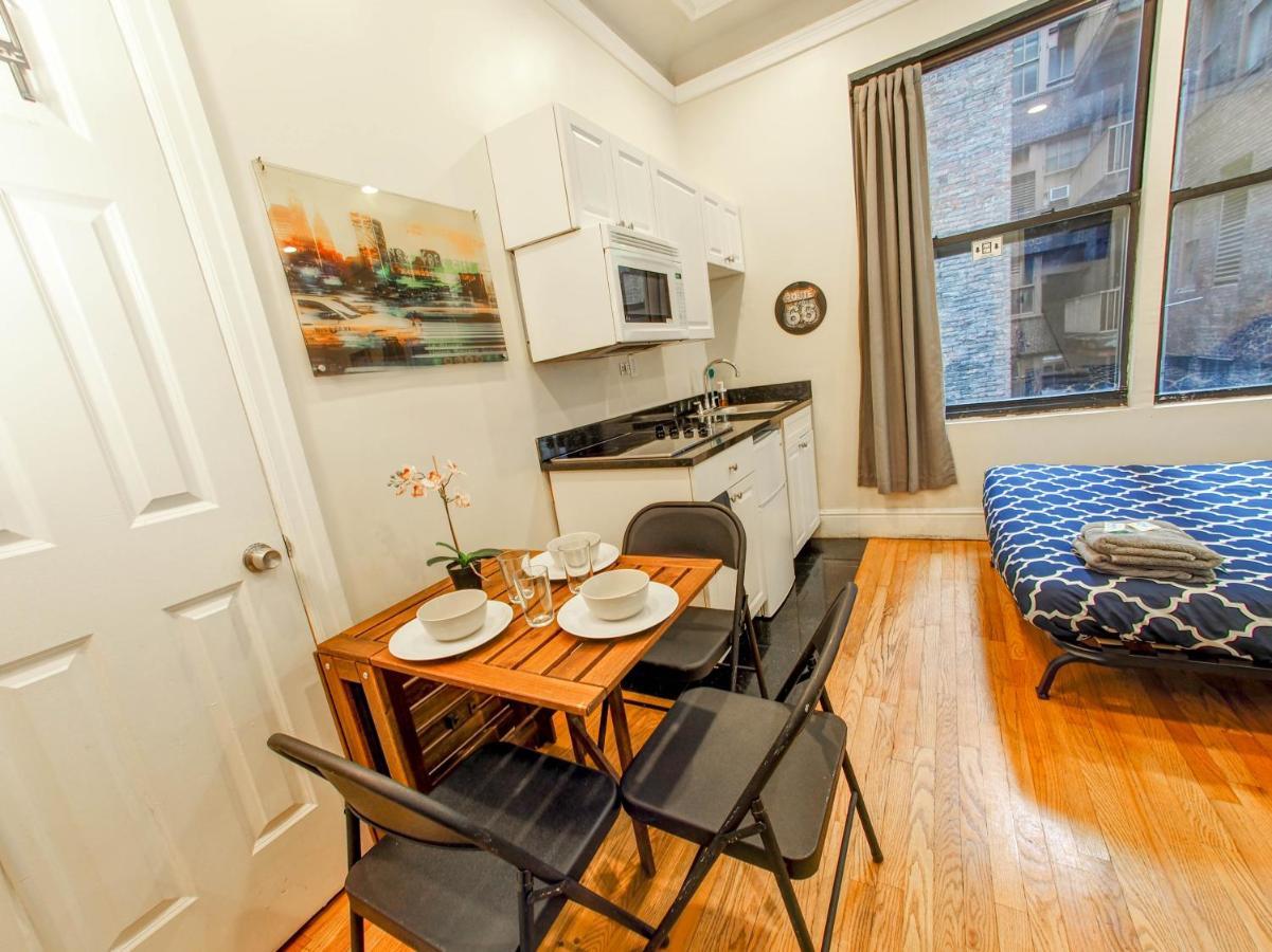 Hello Broadway Apartment New York Bagian luar foto